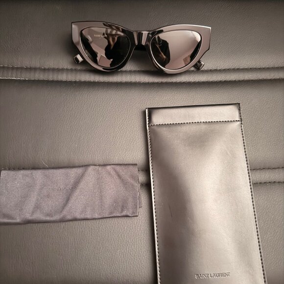 Saint Laurent Cat Eye Sunglasses - Picture 3 of 7